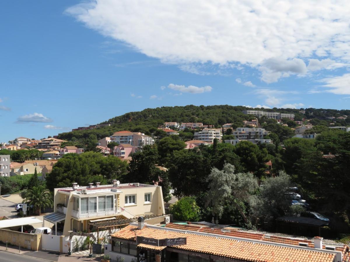 Studio Cabine A 300M De La Plage Avec Loggia Vitree - Fr-1-338-428 Sete Bagian luar foto